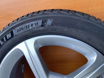 Orig. Mercedes alu disky 5x112 6,5jx17 ET44 205 55 R17 zimné - 6