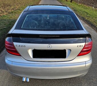 Rozpredám: Mercedes W203 triedy C Sportcoupe 220 Cdi 200 Cdi - 6