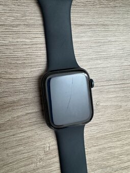 Apple Watch SE - 6