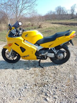 Honda vfr 800fi šport turing - 6