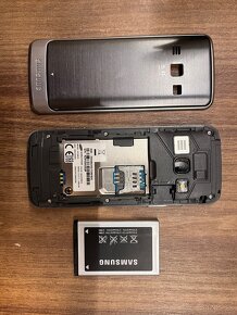 Samsung GT-S5610 - 6