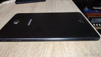 Samsung Galaxy Tab E - 6