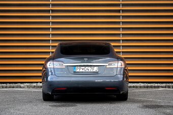 Tesla model S 386kw - 6