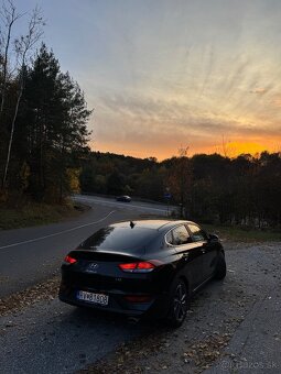 Hyundai i30 fastback - 6