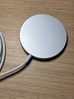 Apple MagSafe Charger - 6