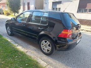 VW GOLF 1.6 AUTOMAT - 6