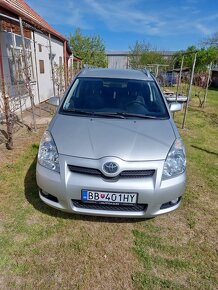 Toyota Corolla Verso 1,8 benzín - 6