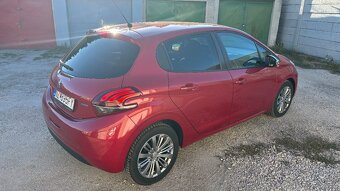 Peugeot 208 1.2 PureTech Style - 6