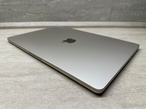 MacBook Air 15 (2024) M3 16 GB / 256 GB, záruka: 8.12.2025 - 6