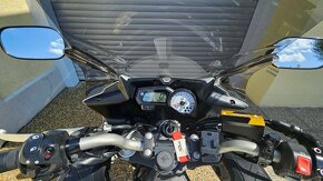 YAMAHA FZ8 - 6