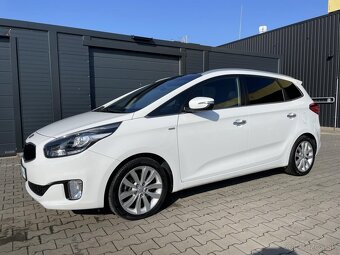 Kia Carens 1.7CRD-i 115PS FAMILY TOP STAV - 6