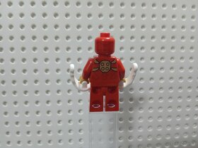 242108 LEGO Iron Spider - 6