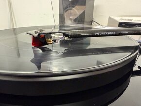 Pro-Ject DEBUT Carbon DC Ortofon RED s alu subtanierom. - 6