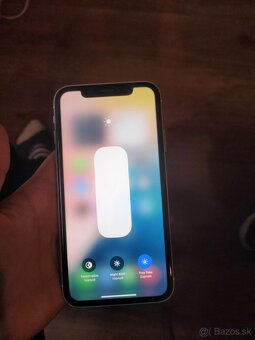 iphone xr - 6