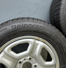 plechové disky Dacia Duster 215/65 R16 5X114,3 - 6