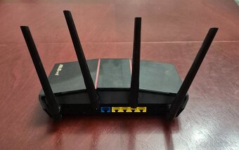 Predám WIFI 6 router ASUS RT-AX55 - 6