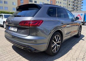 Volkswagen Touareg 3.0TDI 210KW,R-LINE,BLACK PAKE nafta - 6