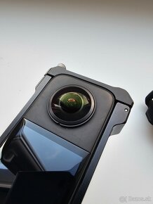 Insta360 X3 - 6