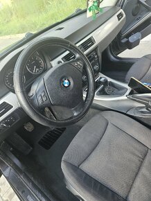 BMW e91 320i touring - 6