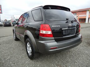 Kia Sorento 2.5 CRDi EX A/T - 6