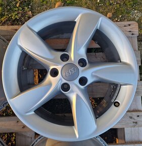 ORIGINÁL AUDI HLINÍKOVÉ DISKY 5x112 R17 - 6