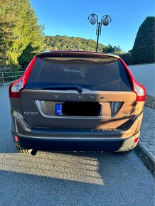 Volvo XC60 D5 AWD (136kW) 2.4l, diesel A/T - 6