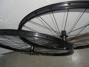 Race-Face Pevné osy 15x100 - 12x142 mm. 29 er. - 6