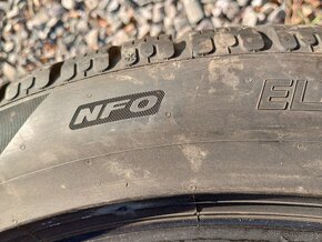 Predam 2ks pneu 285/40/r20 zimne 108V Pirelli - 6