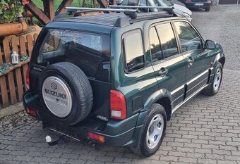 Suzuki Grand Vitara 2.0i 4x4 - 6