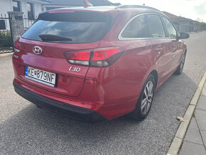 Hyundai i30 CW Kombi 1.6 CRDi 2019 Automat - 6