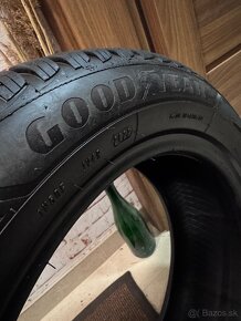 Goodyear UltraGrip 9+ 205/55 R16 - 6