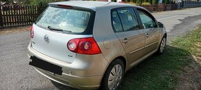 VW Golf V - 6