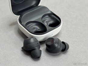 Samsung Galaxy Buds FE, grafitové - 6