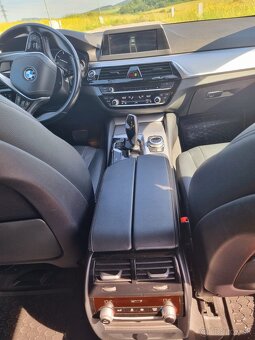 BMW 530d xDrive Sport Line 2018 - 6