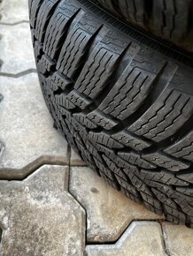 Zimné pneu 215/55 R16 NOKIAN + disky a puklice Citroën - 6