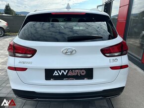 Hyundai i30 CW 1.6 CRDi Family, v Záruke, Pôvodný lak, SR - 6