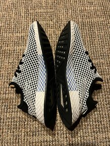 Tenisky Adidas Deerupt, velikost 42 2/3 bieločierne - 6