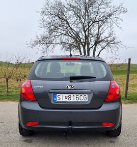 Kia Ceed 1.4 16V 77KW/105PS R.V.11/2008 - 6