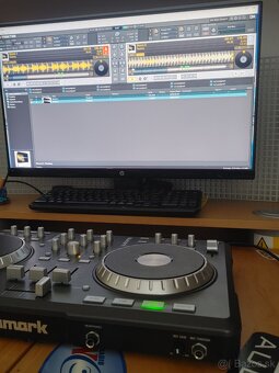 Numark MIXTRACK PRO - 6