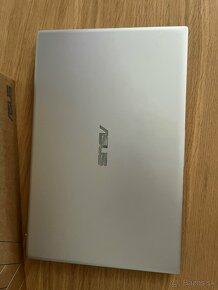 Asus VivoBook 14 notebook - 6