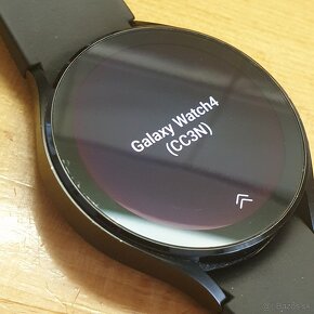 pekné zachovalé Samsung Galaxy Watch 4 44mm - 6