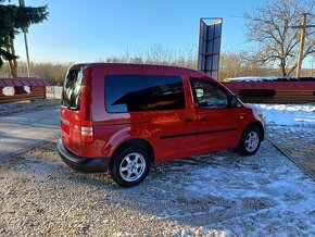 Volkswagen Caddy 1,2 TSI 77kW ,5 miest - 6