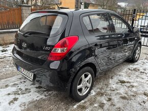 Hyundai i20 1.2 benzin 2011 PLNE POJAZDNÉ - 6