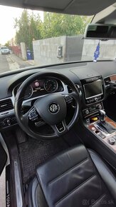 VW Touareg R line - 6