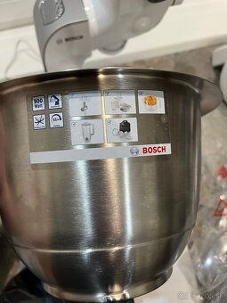 Bosch MUM 54240 Nový kuchynský robot - 6