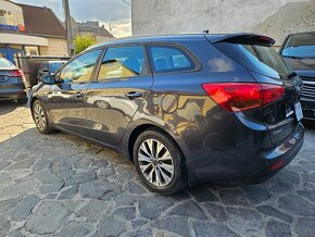 Kia Cee’d Sporty Wagon 1.6 CRDi Platinum AUTOMAT DCT - 6