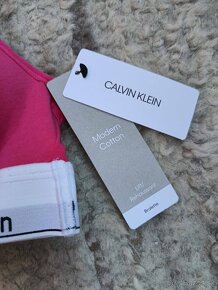 Športová podprsenka / bralet Calvin Klein veľ. M - 6