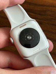 Apple Watch SE 2 2023 40mm Starlight - 6