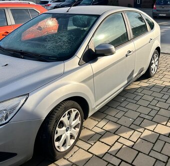 Predam Ford Focus, 1,6 benzin, r. v.2011 vo vynikajucom stav - 6