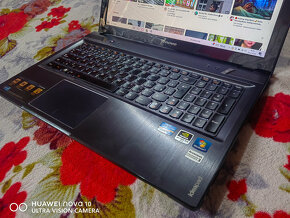 Lenovo Y580 - 6